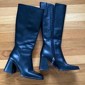 Fenders black tall boot like new